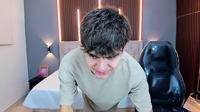 Tommy18   online show from March 18, 2026, 3:31 am