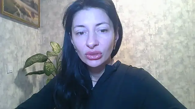 Snapshot of LissaBlossom chatting on October 19, 2025, 4:24 am LissaBlossom online show from October 19, 2025, 4:24 am