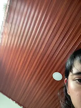 Snapshot of Catmila- chatting on March 12, 2025, 9:13 pm Catmila- online show from March 12, 2025, 9:13 pm