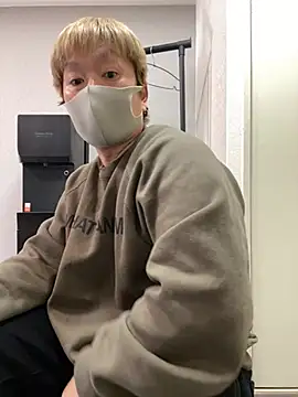 Snapshot of K0718 chatting on February 23, 2026, 6:33 am K0718 online show from February 23, 2026, 6:33 am