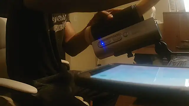MrDaddyBbSnake online show from June 5, 2026, 3:13 am