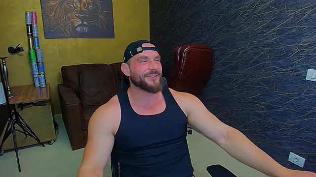 AdamJamesonn online show from May 28, 2026, 4:54 am