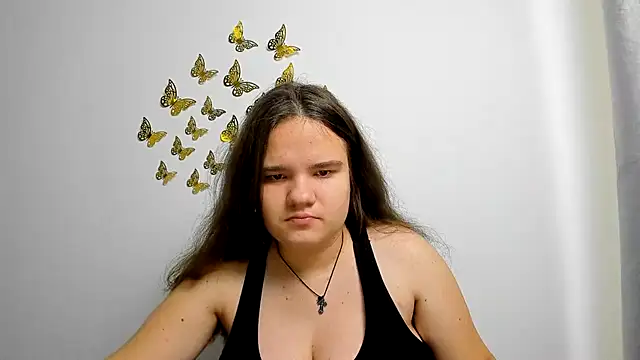 AdeleCruz online show from January 22, 2025, 1:11 pm