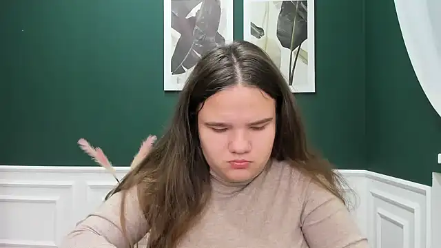 AdeleCruz online show from January 23, 2025, 1:13 pm