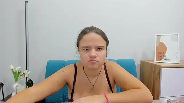 AdeleCruz online show from October 11, 2025, 7:29 am