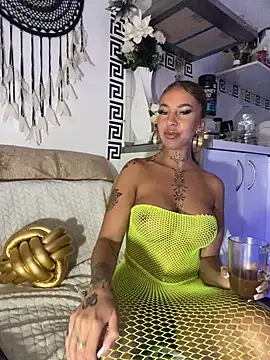 CheekyChels online show from March 19, 2025, 1:29 pm