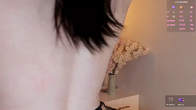 Snapshot of chelsea_bolton_ chatting on February 14, 2026, 12:13 pm chelsea bolton online show from February 14, 2026, 12:13 pm