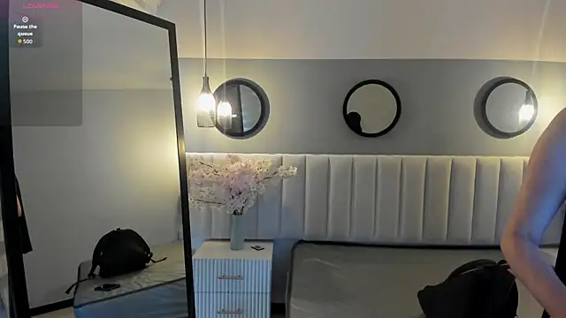 Snapshot of chelsea_bolton_ chatting on April 1, 2026, 12:17 pm chelsea bolton online show from April 1, 2026, 12:17 pm