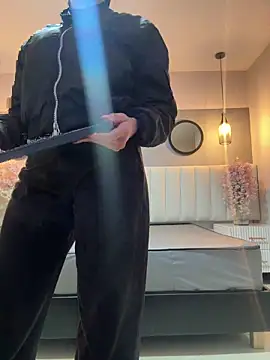 Snapshot of chelsea_bolton_ chatting on April 15, 2026, 12:23 pm chelsea bolton online show from April 15, 2026, 12:23 pm