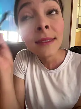 Snapshot of Aleska_Miami chatting on May 13, 2026, 3:53 pm Aleska Miami online show from May 13, 2026, 3:53 pm