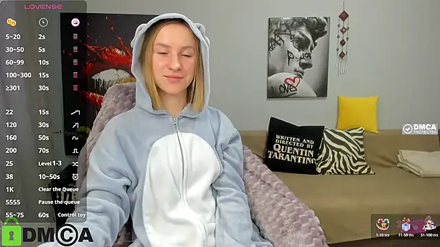 Snapshot of BeautyBlondy chatting on February 24, 2026, 1:31 pm BeautyBlondy online show from February 24, 2026, 1:31 pm