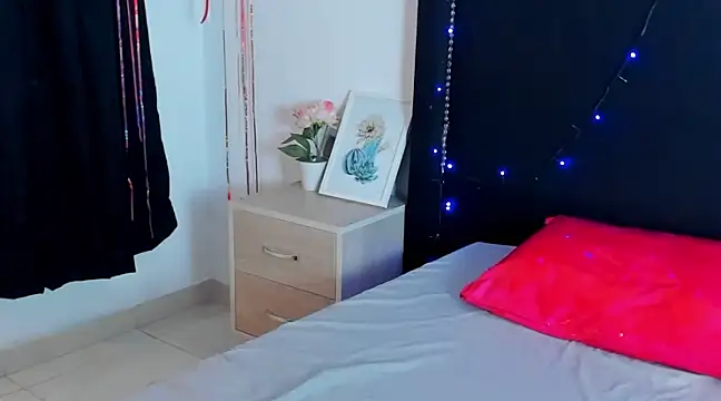 Cleo Hott online show from March 21, 2025, 10:17 am