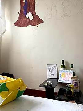 boysLittle online show from October 3, 2025, 3:20 pm