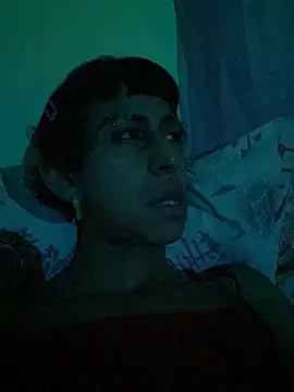 boysLittle online show from April 14, 2026, 2:06 am