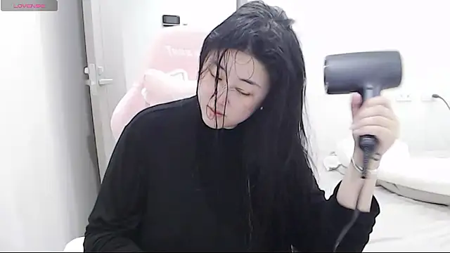 Snapshot of minnie9009 chatting on January 16, 2026, 7:01 am minnie9009 online show from January 16, 2026, 7:01 am