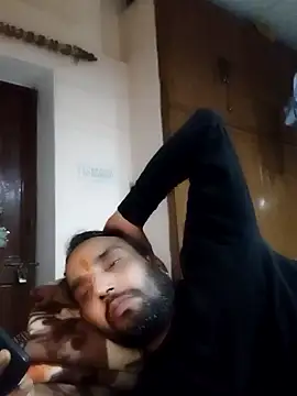 Snapshot of Rajasthani-boy chatting on January 21, 2025, 1:32 pm Rajasthani-boy online show from January 21, 2025, 1:32 pm