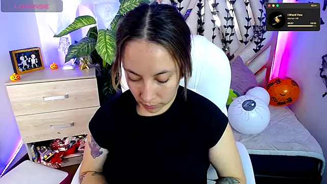 NyxAndria 1 online show from November 3, 2025, 10:32 pm