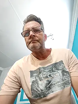 Snapshot of itsmeyes69 chatting on January 28, 2025, 2:31 pm itsmeyes69 online show from January 28, 2025, 2:31 pm