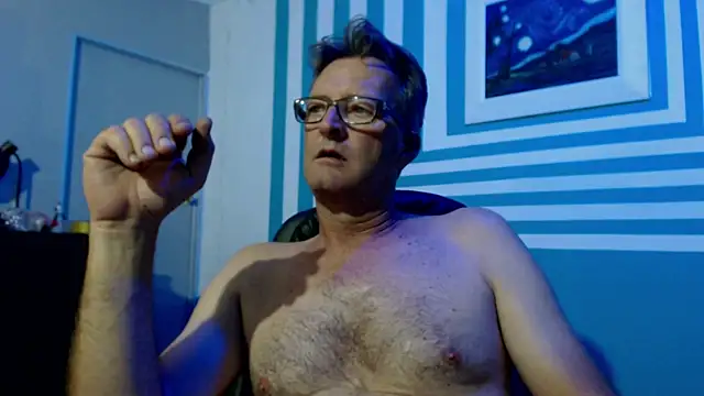 Snapshot of itsmeyes69 chatting on February 28, 2025, 9:23 pm itsmeyes69 online show from February 28, 2025, 9:23 pm