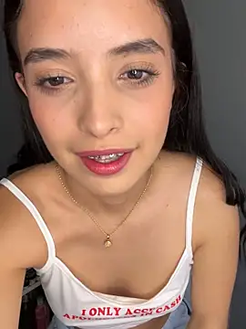 StefanyRousse online show from September 28, 2025, 5:51 pm