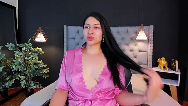 Snapshot of Sara_conde chatting on February 1, 2025, 2:45 pm Sara conde online show from February 1, 2025, 2:45 pm
