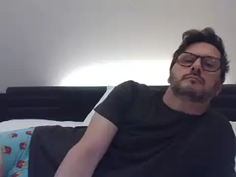 Snapshot of Cellino4 chatting on February 5, 2025, 4:03 pm Cellino4 online show from February 5, 2025, 4:03 pm