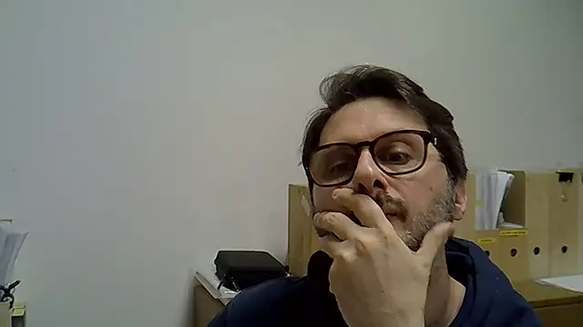 Snapshot of Cellino4 chatting on February 11, 2025, 5:07 pm Cellino4 online show from February 11, 2025, 5:07 pm