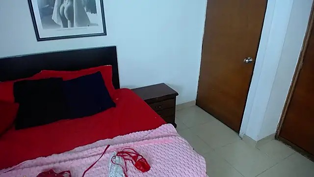 Snapshot of _Daniela_hot_1 chatting on January 19, 2025, 8:50 am  Daniela hot 1 online show from January 19, 2025, 8:50 am