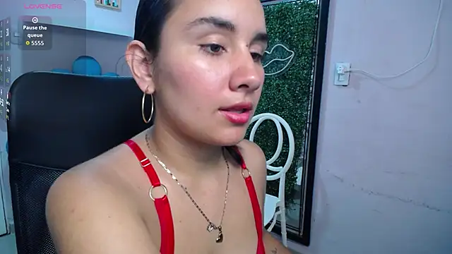Maylin horny19 online show from September 19, 2025, 7:03 pm