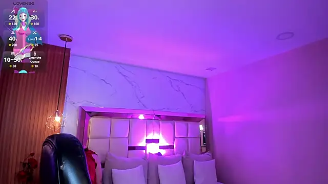 zoes milee online show from January 15, 2026, 11:48 am