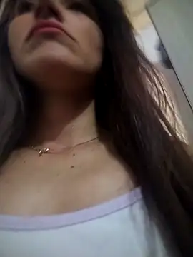 RubiSharqui  online show from April 13, 2026, 12:32 pm