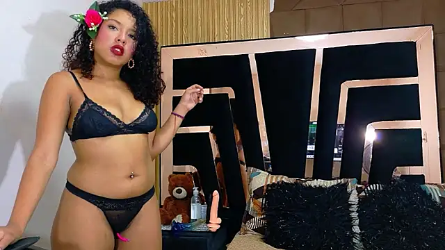 SolEvanss online show from September 22, 2025, 1:02 pm