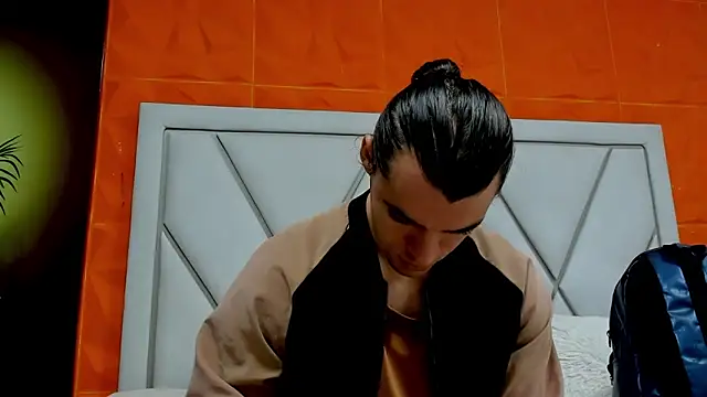 Snapshot of maxi_styles chatting on February 28, 2026, 11:22 am maxi styles online show from February 28, 2026, 11:22 am