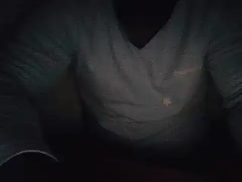 Snapshot of Dube501 chatting on February 26, 2025, 4:35 pm Dube501 online show from February 26, 2025, 4:35 pm