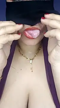 shosho500500 online show from November 3, 2025, 9:38 pm