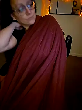 xxxshimmer online show from February 26, 2025, 11:30 am