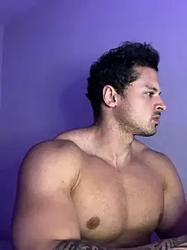 Lucasfit24 online show from February 5, 2025, 11:50 pm