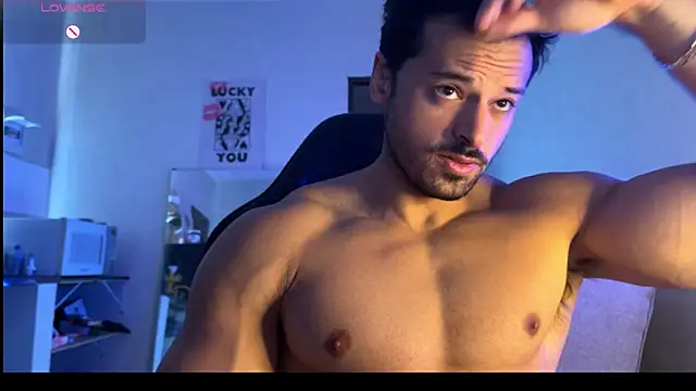 Lucasfit24 online show from March 1, 2026, 3:03 pm