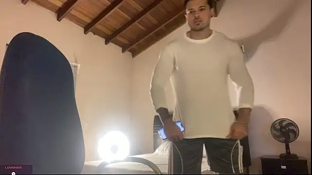 Lucasfit24 online show from May 30, 2026, 12:41 am