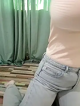 Snapshot of blondaf chatting on January 22, 2025, 9:02 am blondaf online show from January 22, 2025, 9:02 am