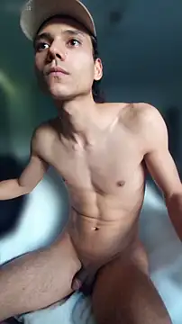 Snapshot of TyroneeDE chatting on March 1, 2025, 4:22 pm TyroneeDE online show from March 1, 2025, 4:22 pm