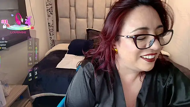 Victoria Adamns online show from February 25, 2026, 12:04 pm