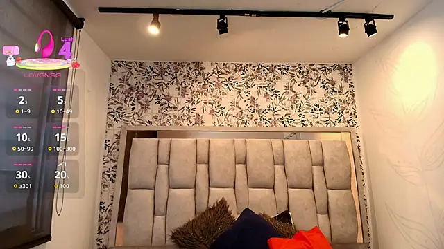 Snapshot of Victoria_Adamns chatting on March 7, 2026, 12:02 pm Victoria Adamns online show from March 7, 2026, 12:02 pm