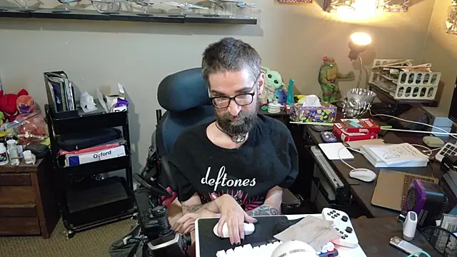 Snapshot of HighPriest_Belial666 chatting on December 21, 2025, 9:33 pm HighPriest Belial666 online show from December 21, 2025, 9:33 pm