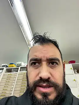 Snapshot of leonardohot1987 chatting on January 21, 2025, 5:20 pm leonardohot1987 online show from January 21, 2025, 5:20 pm