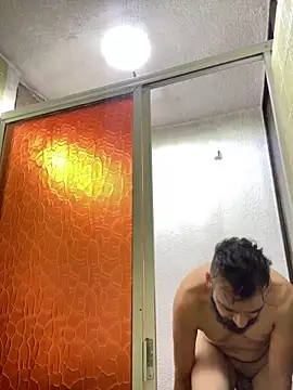 Snapshot of leonardohot1987 chatting on February 8, 2025, 9:04 pm leonardohot1987 online show from February 8, 2025, 9:04 pm