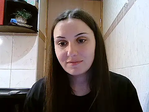 Snapshot of Yuliia30 chatting on April 22, 2026, 6:53 pm Yuliia30 online show from April 22, 2026, 6:53 pm