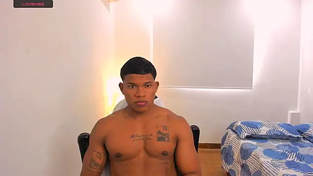 Snapshot of maxsteel177 chatting on February 27, 2025, 9:04 pm maxsteel177 online show from February 27, 2025, 9:04 pm