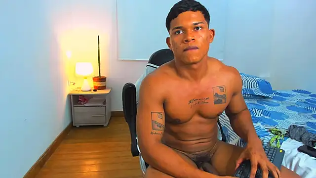 Snapshot of maxsteel177 chatting on March 23, 2025, 2:26 am maxsteel177 online show from March 23, 2025, 2:26 am