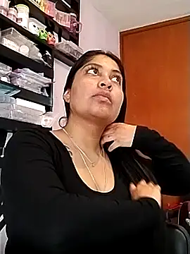 ConyPeralta online show from February 18, 2025, 4:59 pm